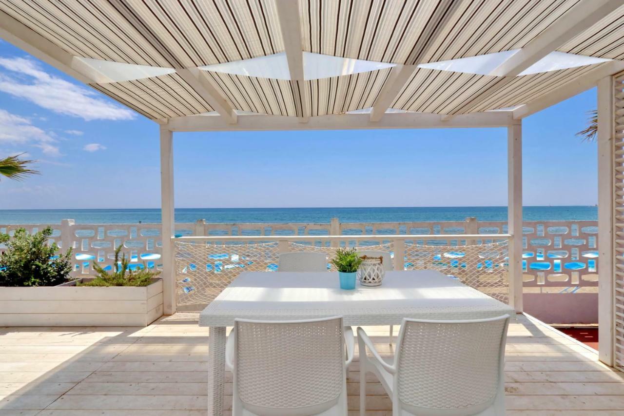 Le Palme Village Terracina Exterior foto